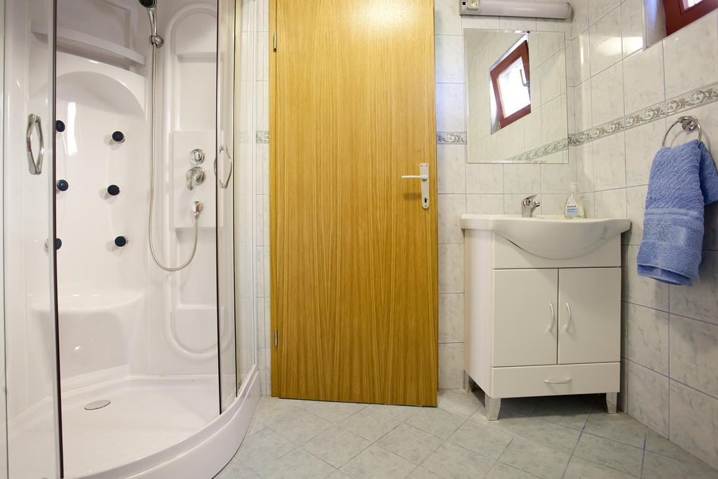 Vineyard Cottage Lustek Novo Mesto Zimmer foto